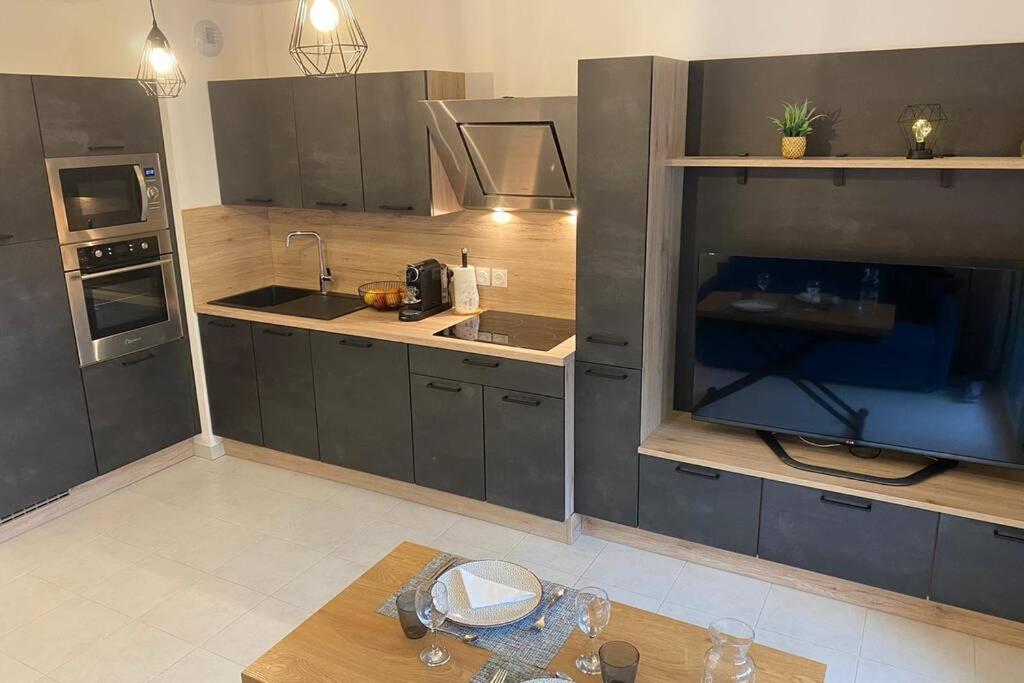 Deux Pieces Moderne Et Chaleureux Apartman Saint-Laurent-du-Var Kültér fotó